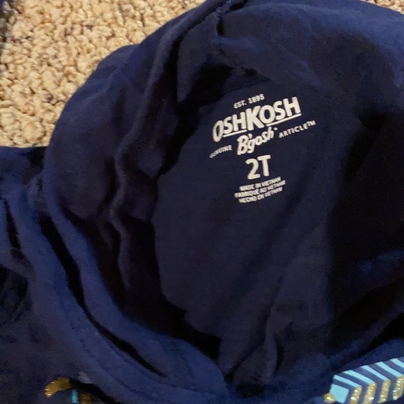 Matching outfit girls 2T oshkosh - Picture 3 of 4